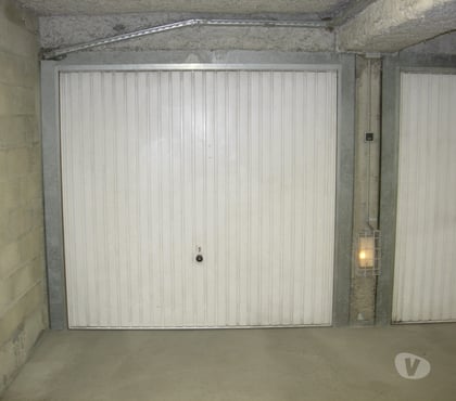 Location parking & garage Les Angles Gard - Photos Vivastreet Garage Sécurisé