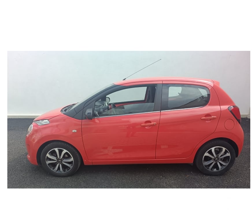 Voiture d'occasion Landes Mont de Marsan - 40000 - Photos Vivastreet Citroën c1 en finition haut de gamme shine 1.2 vti 82