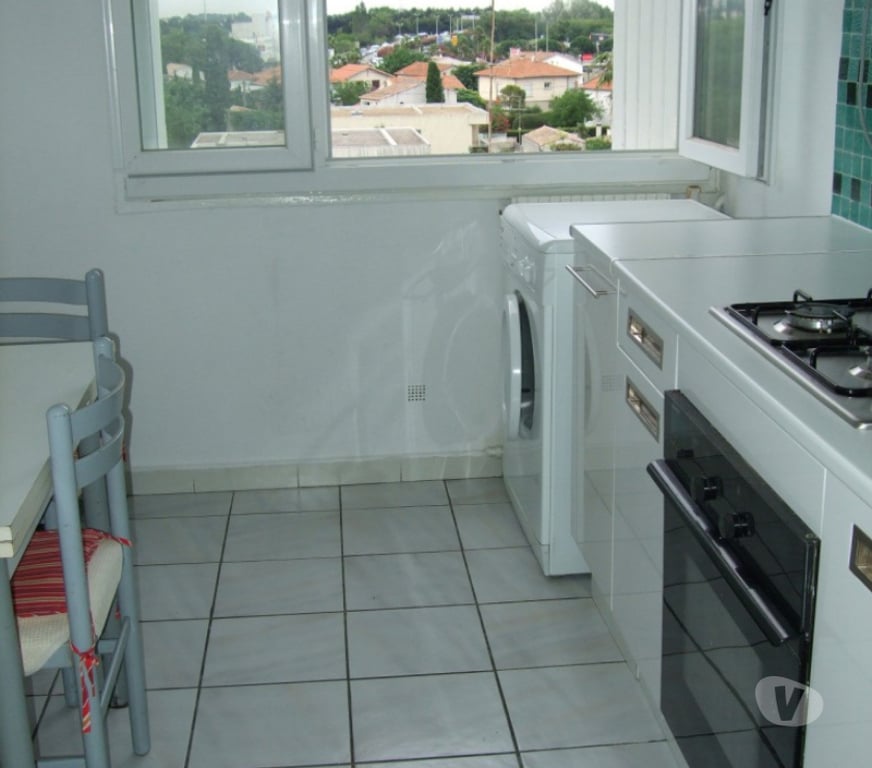 Appartement meublé Hérault Montpellier - Photos Vivastreet F1 meublé 28m2 au pied du tram RESTANQUE ligne 4