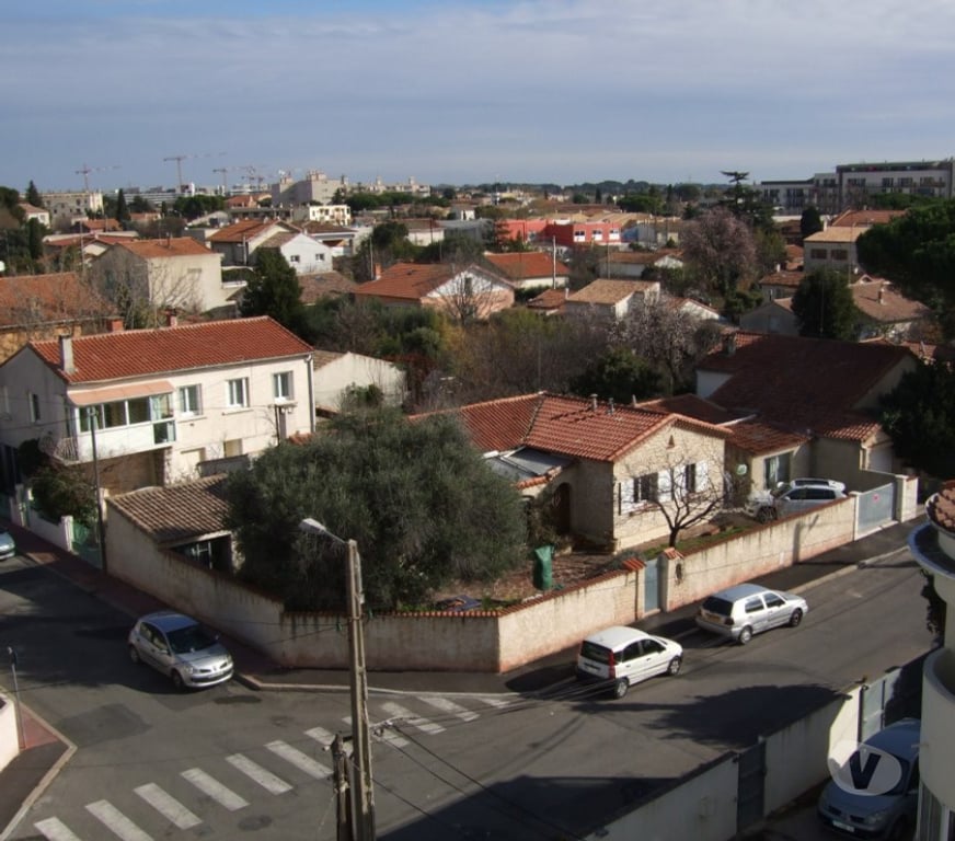 Appartement meublé Hérault Montpellier - Photos Vivastreet F1 meublé 28m2 au pied du tram RESTANQUE ligne 4