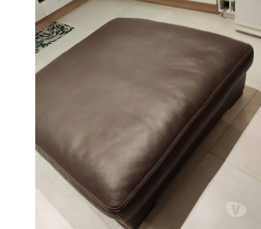 Ameublement & art de la table Vendée Soullans - 85300 - Photos Vivastreet Pouf cuir marron très bon état