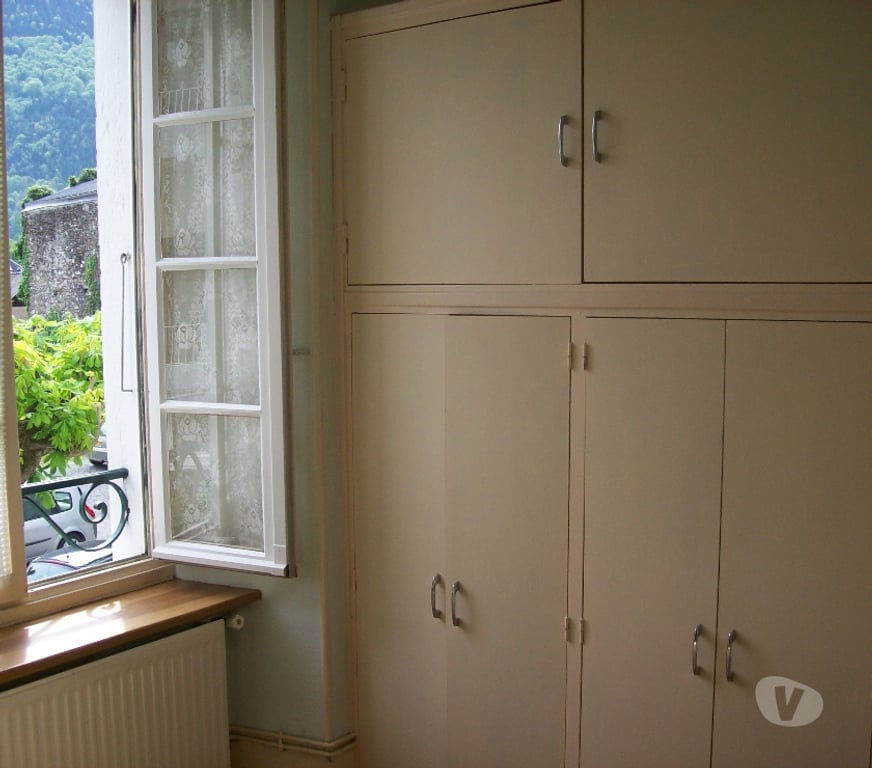 location saisonniere Haute-Garonne Bagneres de Luchon - Photos Vivastreet loue studio 20m2