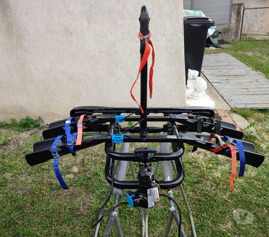 Pièces et services auto Ain Dompierre sur Veyle - 01240 - Photos Vivastreet Porte vélos sur attelage pour 2 vélos