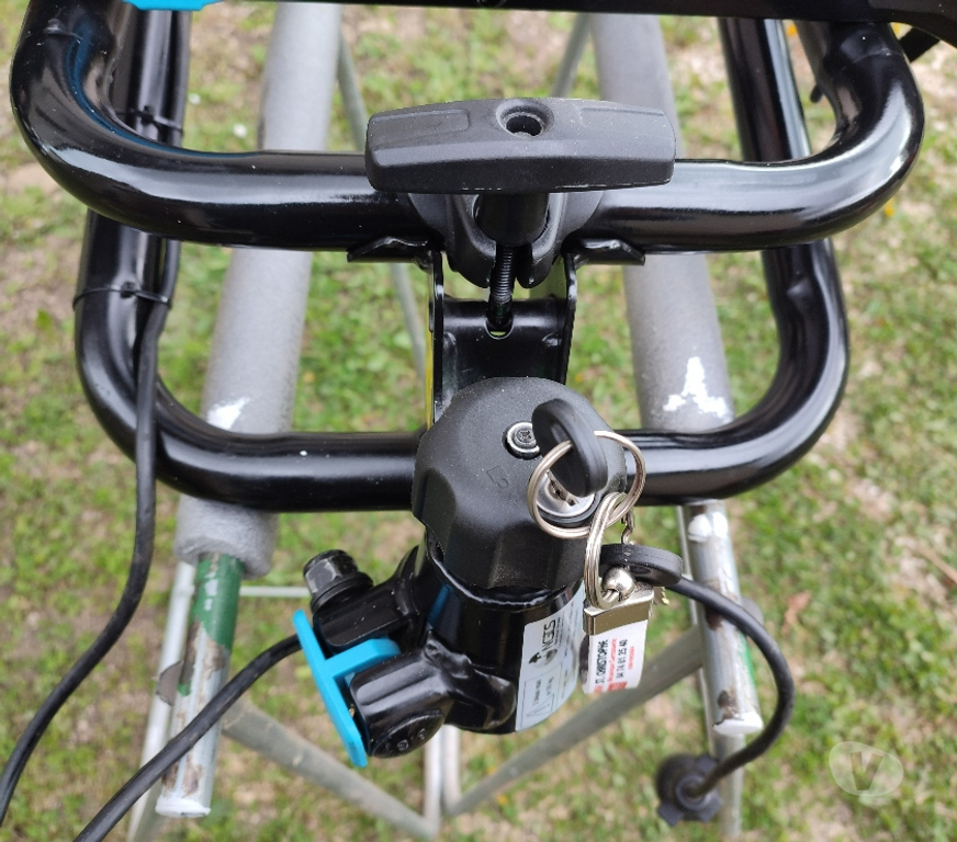 Pièces et services auto Ain Dompierre sur Veyle - 01240 - Photos Vivastreet Porte vélos sur attelage pour 2 vélos