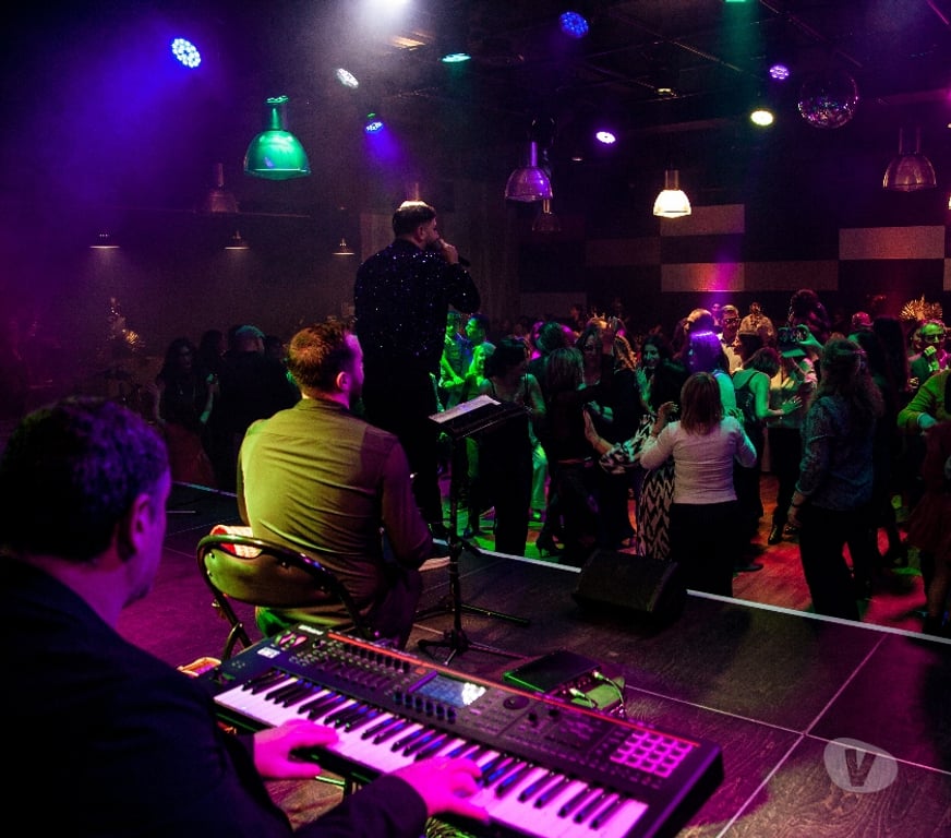 Castings, modèles, photographes Paris Paris 15ème ardt - 75015 - Photos Vivastreet Photographe à Paris et en Île-de-France