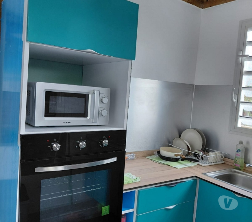 location saisonniere Martinique Le François - 97240 - Photos Vivastreet Bungalow blanc de Frégate en Location saisonière.