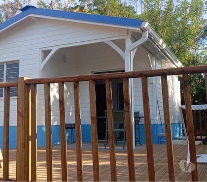 Location vacances Le François Martinique - Photos Vivastreet Bungalow blanc de Frégate en Location saisonière.