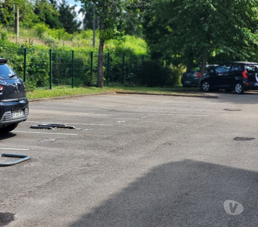 Location appartement Côte-d'Or Dijon - 21000 - Photos Vivastreet Grand F1 Calme, agréable