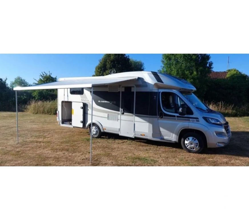Camping car occasion Calvados Eterville - 14930 - Photos Vivastreet Adria Matrix M 670 SC Édition Limitée