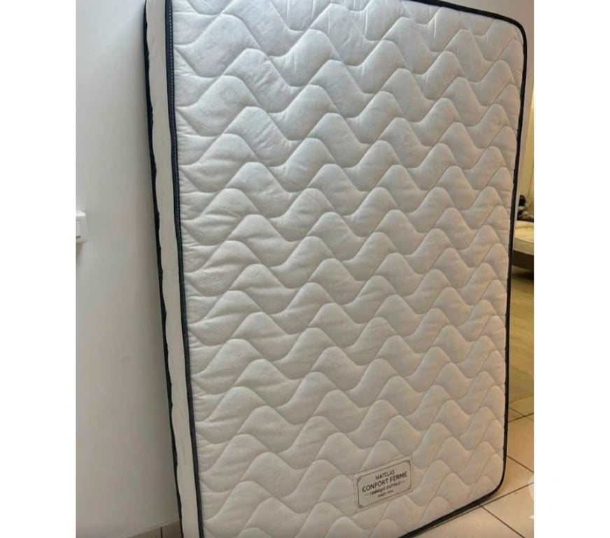 Ameublement & art de la table Paris Paris 3ème ardt - 75003 - Photos Vivastreet Matelas 20cm 2 place tout neuf, livraison gratuite