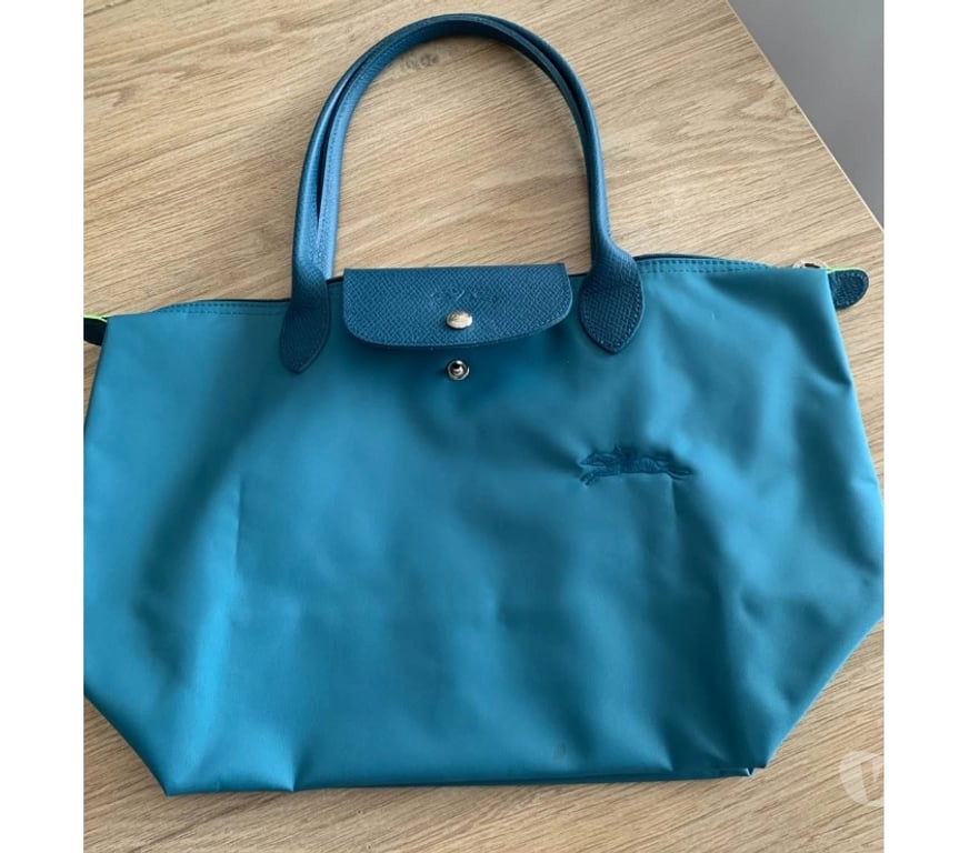 Accessoires - Bagagerie Loire Chazelles sur Lyon - 42140 - Photos Vivastreet Sac à main Le Pliage Longchamp Green M turquoise neuf