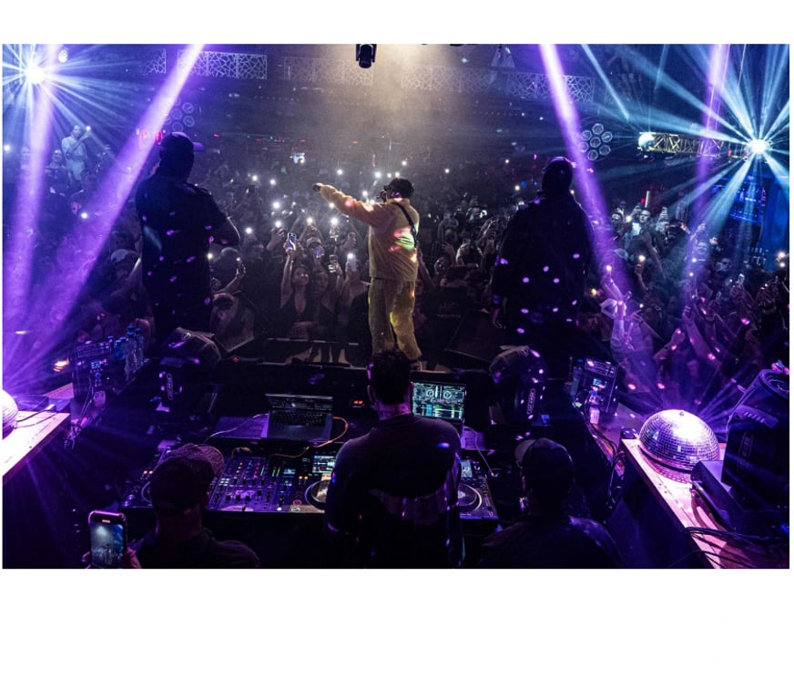 Spectacles Gironde Bordeaux - Photos Vivastreet 2 billets showcase de " BOUSS " ce samedi à Bordeaux à 23H