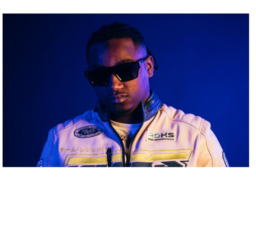 Spectacles Gironde Bordeaux - Photos Vivastreet 2 billets showcase de " BOUSS " ce samedi à Bordeaux à 23H