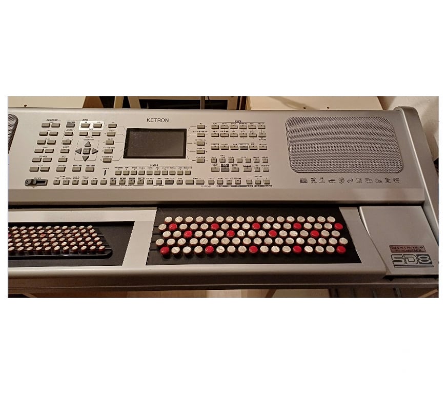 Instruments de musique Bas-Rhin Mommenheim - 67670 - Photos Vivastreet KETRON SD8 - Clavier arrangeur bouton + lecteur SD USB