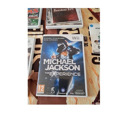 Jeux vidéo - consoles Hauconcourt Moselle - Photos Vivastreet Jeu WII Mickael Jackson vintage vidéo console film série