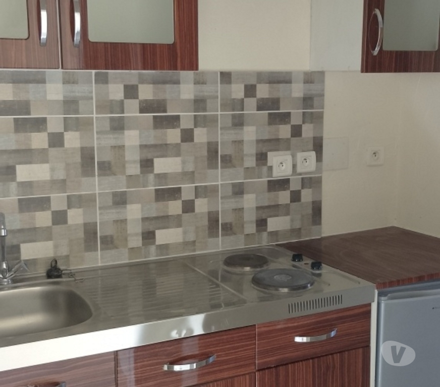 Location appartement Mayenne Laval - 53000 - Photos Vivastreet Loue deux pièces studio appartement centre ville