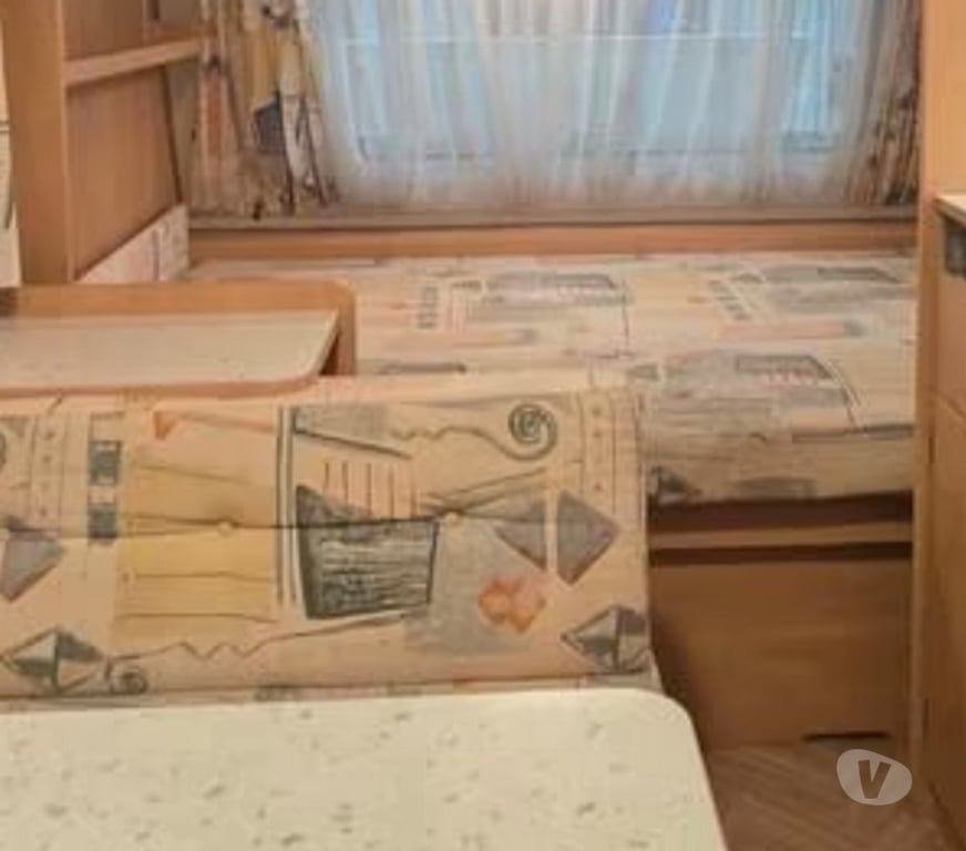 Caravane d'occasion Maine-et-Loire Segre - 49500 - Photos Vivastreet Caravane burstner 350 s