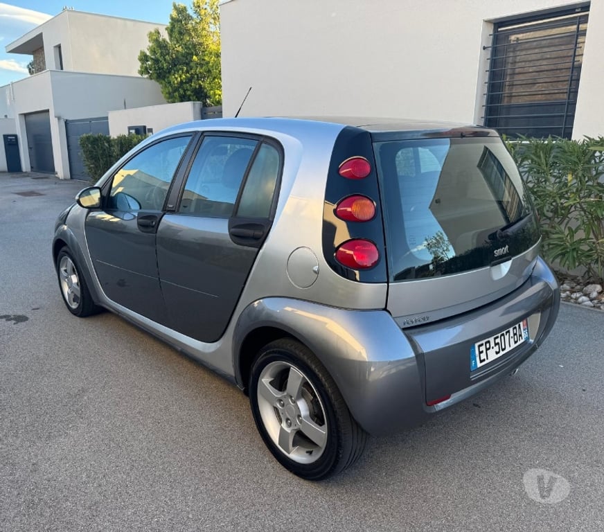 Voiture d'occasion Pyrénées-Orientales Cabestany - 66330 - Photos Vivastreet Smart FORFOUR 1.3 essence 95ch