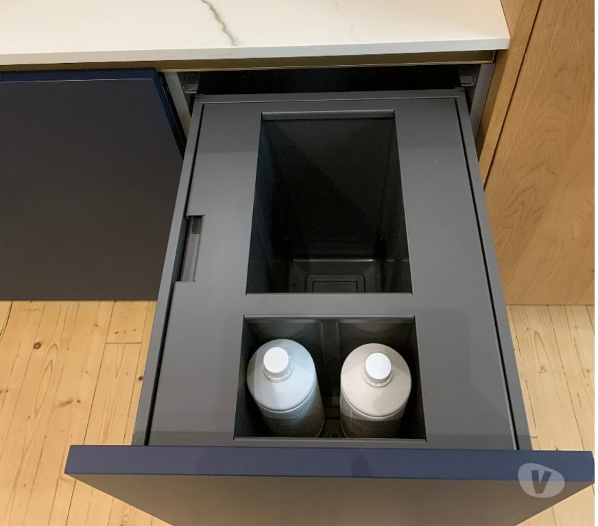 Ameublement & art de la table Hauts-de-Seine Issy les Moulineaux - 92130 - Photos Vivastreet Cuisine complète haut de gamme, Siemens, Novy, Céramique