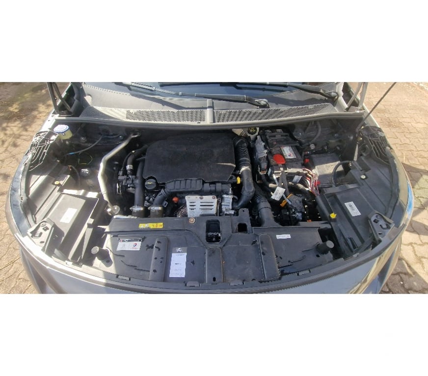 Voiture d'occasion Bas-Rhin Oberschaeffolsheim - 67203 - Photos Vivastreet 5008 GT LINE 1.2 PURETECH 130