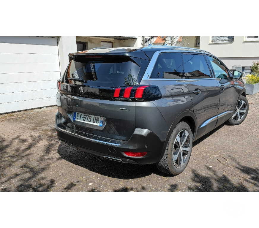 Voiture d'occasion Bas-Rhin Oberschaeffolsheim - 67203 - Photos Vivastreet 5008 GT LINE 1.2 PURETECH 130