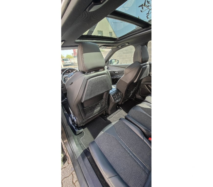 Voiture d'occasion Bas-Rhin Oberschaeffolsheim - 67203 - Photos Vivastreet 5008 GT LINE 1.2 PURETECH 130