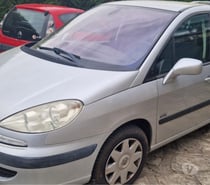 807 2l hdi navtek 7 places