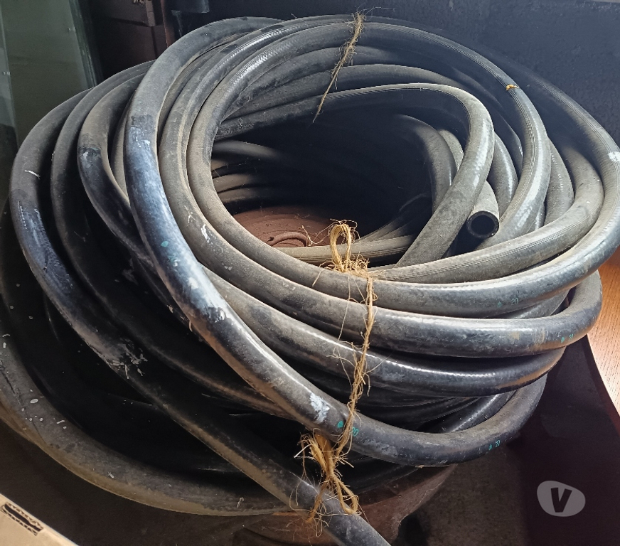  Puy-de-Dôme Chapdes Beaufort - 63230 - Photos Vivastreet Tuyaux d eau renforce 30m