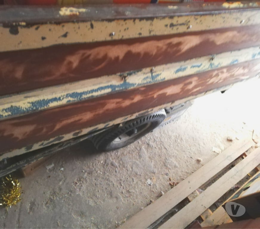 Pièces et services auto Vaucluse Apt - 84400 - Photos Vivastreet Particulier loue ou vend remorque bagagère (750 kg max.)