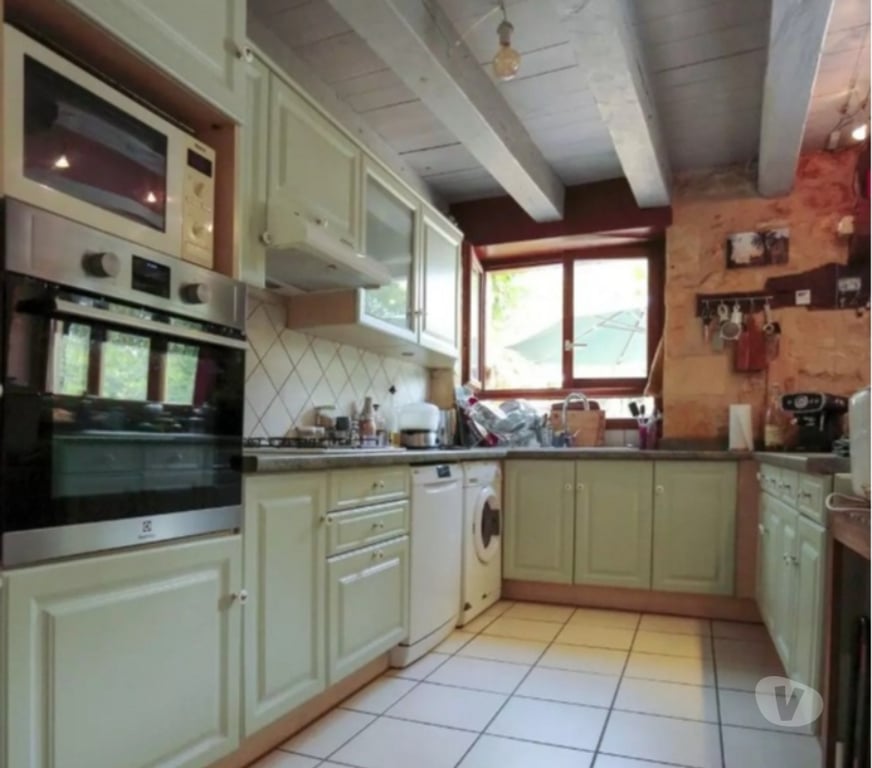 Vente Maison Lot Gourdon - 46300 - Photos Vivastreet Charmante maison de village du Quercy, prête à vivre.