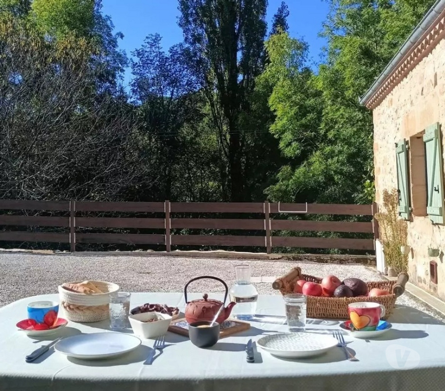 Vente Maison Lot Gourdon - 46300 - Photos Vivastreet Charmante maison de village du Quercy, prête à vivre.