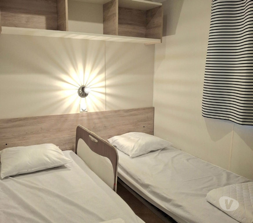 location saisonniere Pyrénées-Orientales Argeles sur Mer - 66700 - Photos Vivastreet Mobilhomme neuf et très bien équipé