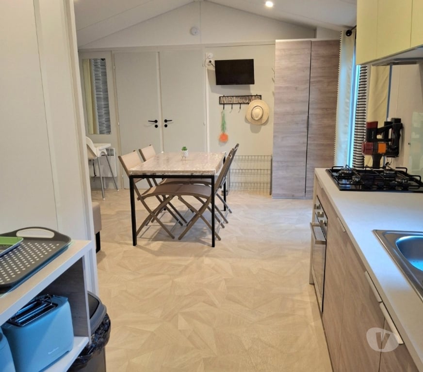 location saisonniere Pyrénées-Orientales Argeles sur Mer - 66700 - Photos Vivastreet Mobilhomme neuf et très bien équipé