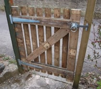 Petits travaux de bois et peinture