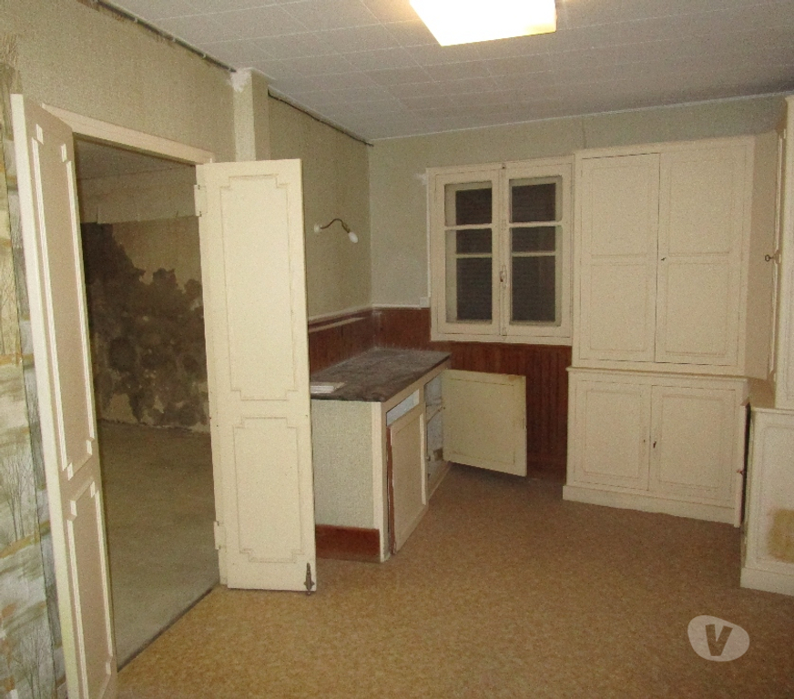 Vente Maison Hérault Abeilhan - 34290 - Photos Vivastreet Maison de village avec local commercial et fort potentiel