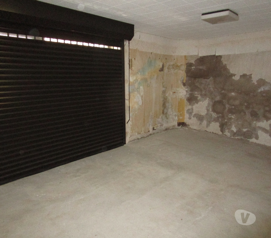 Vente Maison Hérault Abeilhan - 34290 - Photos Vivastreet Maison de village avec local commercial et fort potentiel