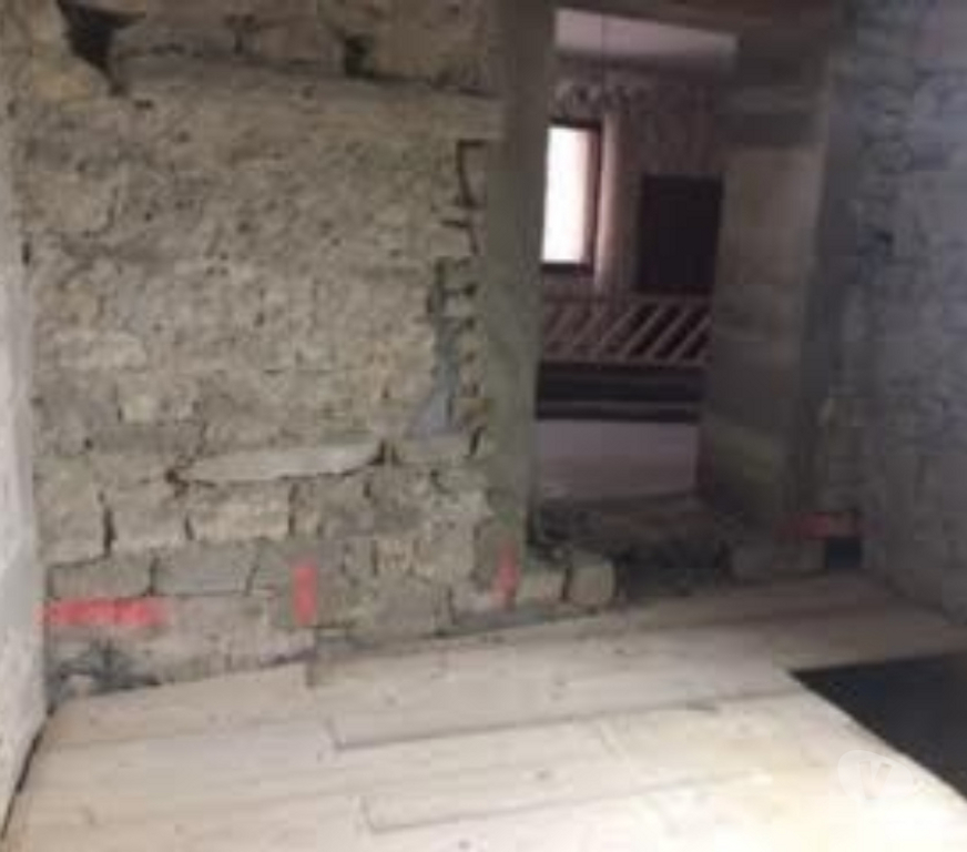 Vente Maison Gard Collorgues - 30190 - Photos Vivastreet Maison ancienne totalement à rénover de 120 M2