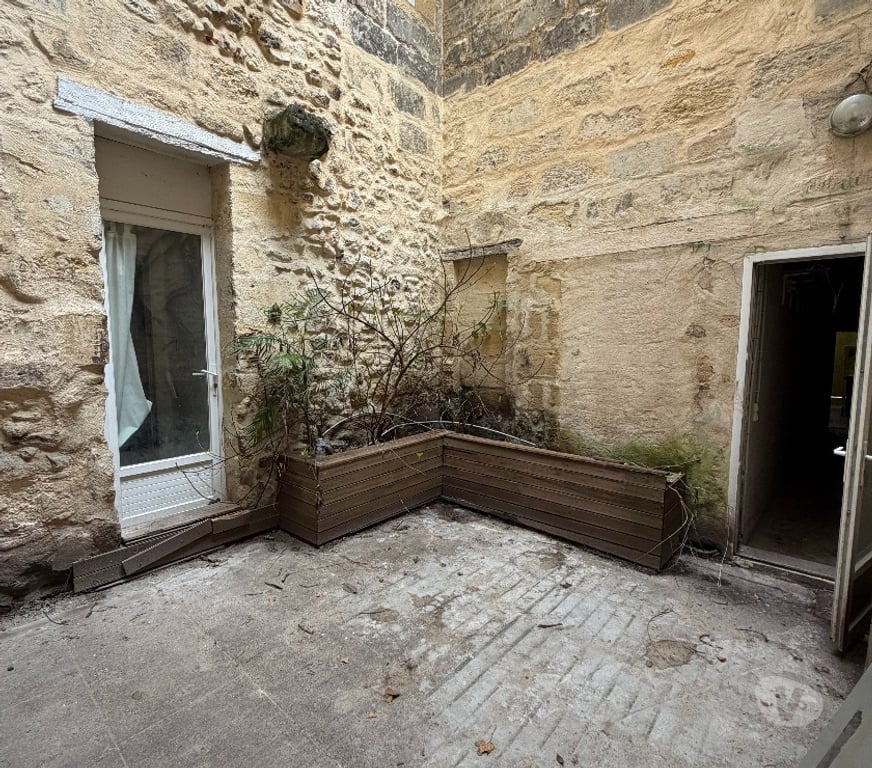 bureaux locaux Gironde Bordeaux - Photos Vivastreet Bordeaux hyper-centre – Local commercial loué