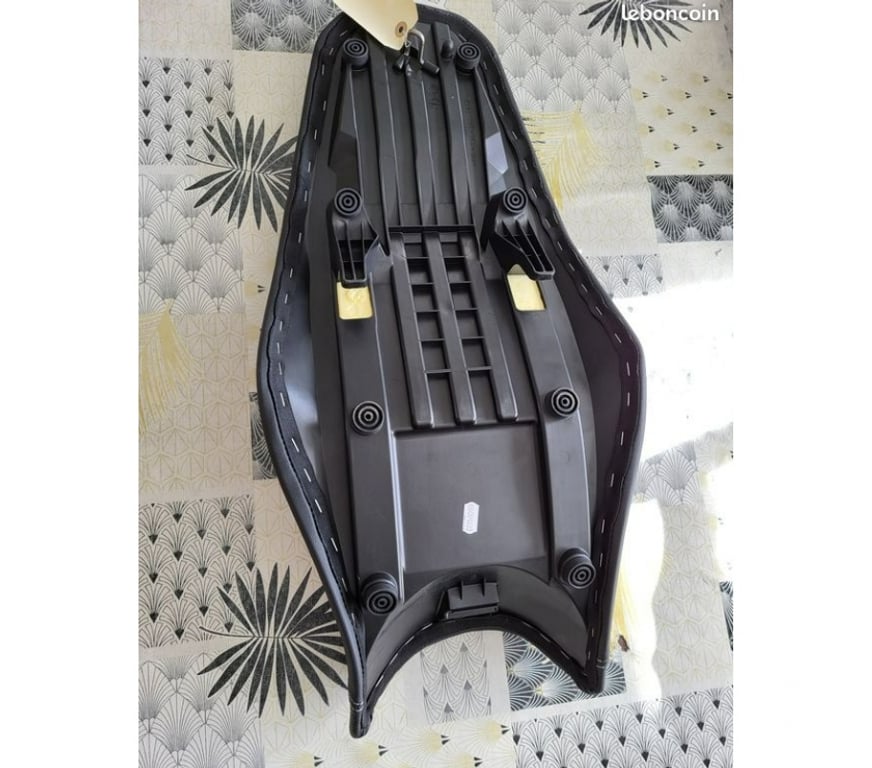 Moto d'occasion Pas-de-Calais Vimy - 62580 - Photos Vivastreet 2 Selle tracer 7 yamaha neuve