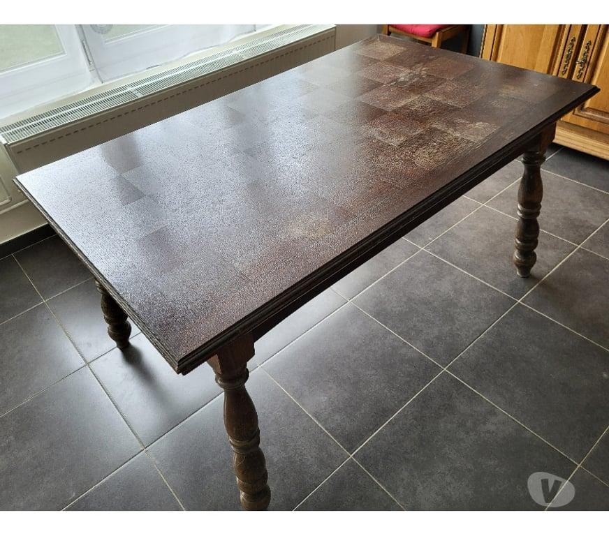 Ameublement & art de la table Pas-de-Calais Vimy - 62580 - Photos Vivastreet Table de salle à manger + 6 chaises – bois massif