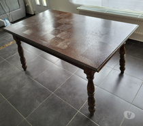 Table de salle à manger + 6 chaises – bois massif