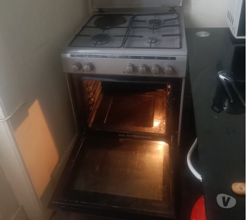 Electroménager occasion Loire St Etienne - Photos Vivastreet Gazinière occasion