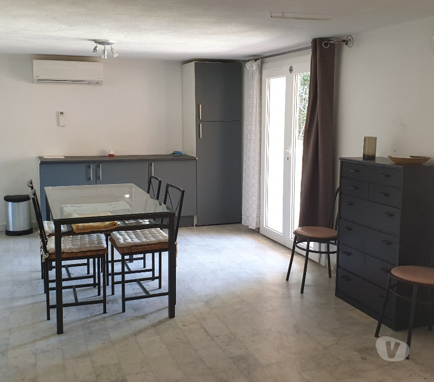 location saisonniere Var La Seyne sur Mer - 83500 - Photos Vivastreet T2 BAS DE VILLA AVEC PISCINE