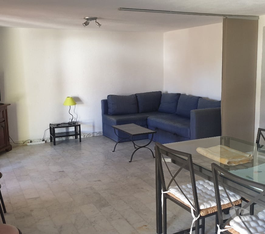 location saisonniere Var La Seyne sur Mer - 83500 - Photos Vivastreet T2 BAS DE VILLA AVEC PISCINE