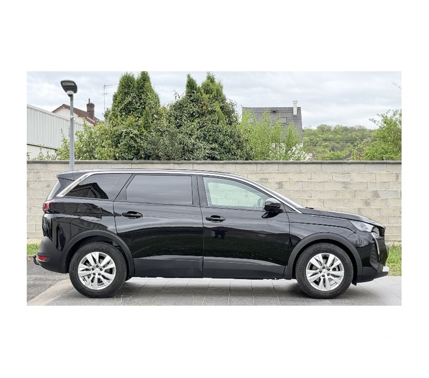 Voiture d'occasion Oise Nogent sur Oise - 60180 - Photos Vivastreet PEUGEOT 5008 ACTIVE PACK ESSENCE 130CH 7 PLACES AN 2023