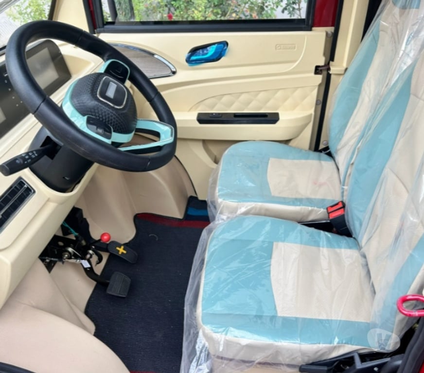 Louer un véhicule Loiret Orleans - Photos Vivastreet Camion benne climatisé sans permis (1€ env au 100 km)