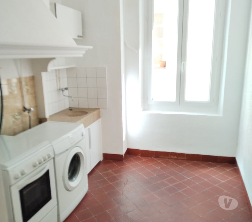 Appartements à vendre Bouches-du-Rhône Aubagne - 13400 - Photos Vivastreet T2 Aubagne 36 M2 viager libre