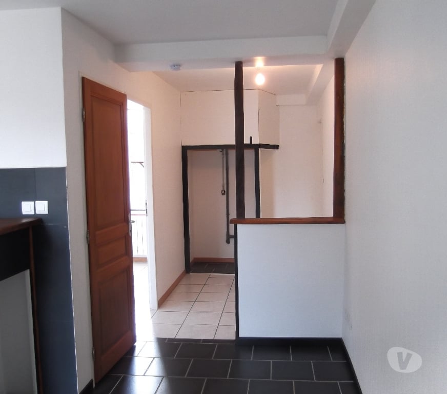 Appartement meublé Nièvre Fourchambault - 58600 - Photos Vivastreet APPARTEMENT QUARTIER BRASSERIE