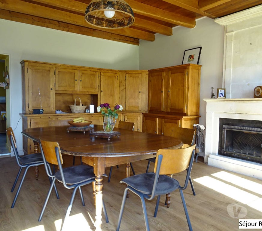 Vente Maison Charente-Maritime Surgeres - 17700 - Photos Vivastreet Grande maison charentaise