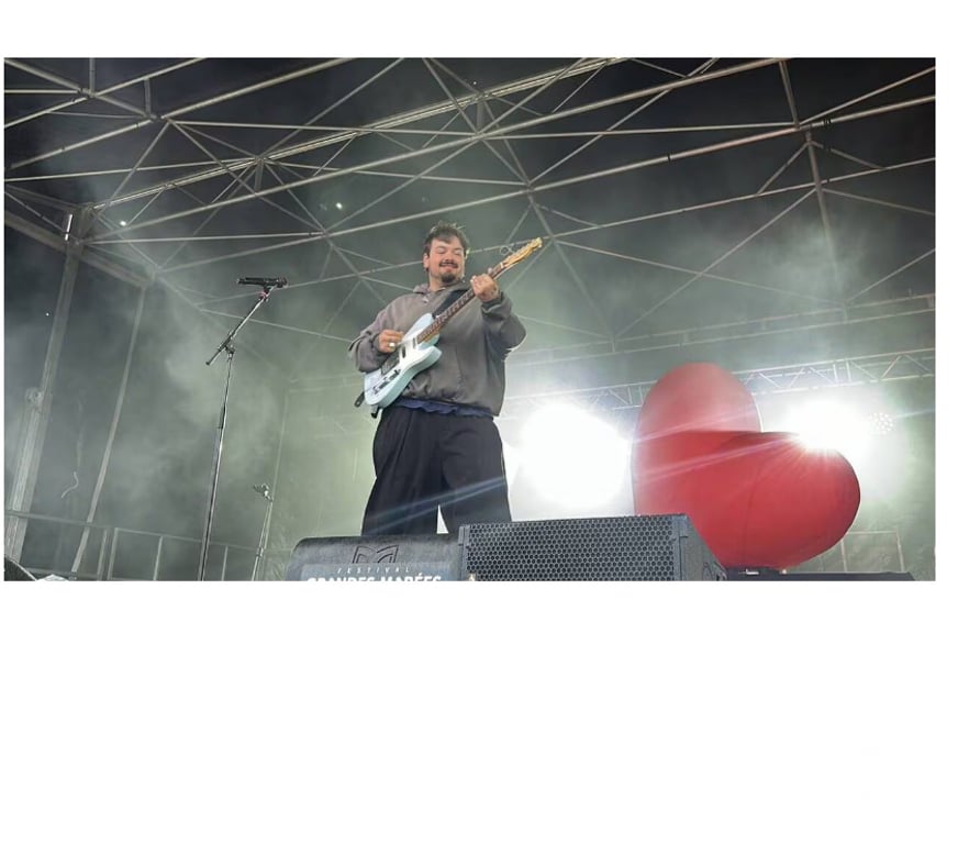 Spectacles Bouches-du-Rhône Istres - 13800 - Photos Vivastreet 2 places pour le concert St Graal + Mutantes à Istres